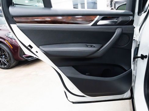 Used 2017 BMW X3 xDrive28i image 19