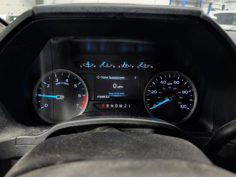 Used 2017 Ford F250 XLT w/ XLT Premium Package image 9