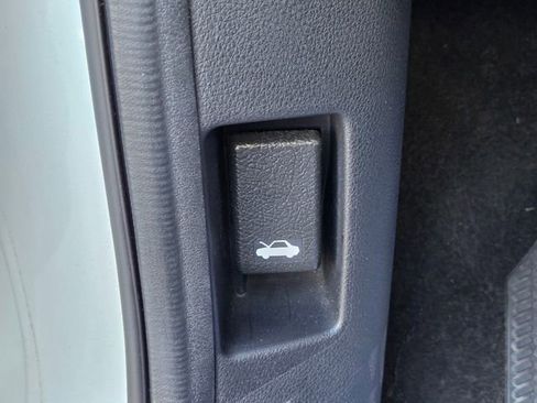 Used 2022 Honda Pilot Sport image 23