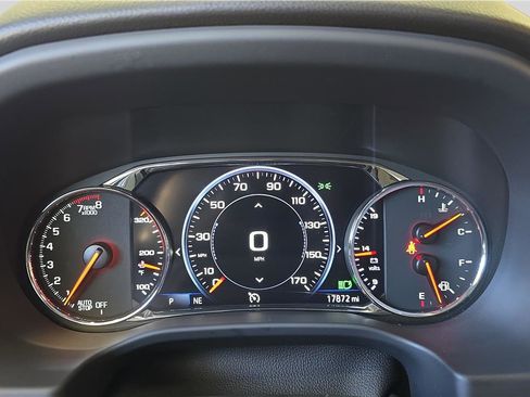 Used 2023 GMC Acadia SLT w/ Elevation Edition image 10