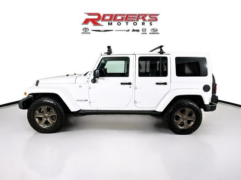 Used 2018 Jeep Wrangler Unlimited Sport AWD/4WD image 4