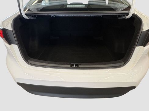 Used 2025 Toyota Corolla LE FWD image 19