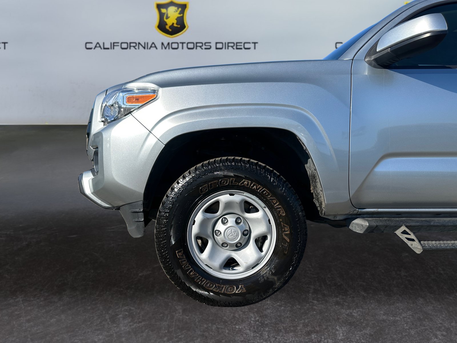 Used 2023 Toyota Tacoma SR w/ SR Convenience Package RWD image 14