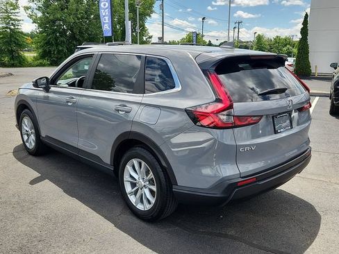 Used 2025 Honda CR-V EX image 4