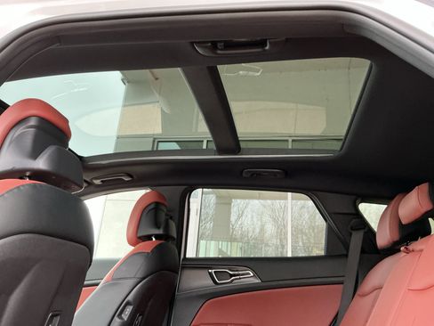 Used 2026 Kia Sportage SX image 31