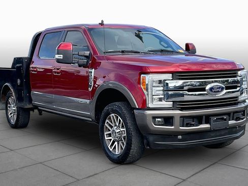 Used 2019 Ford F250 King Ranch w/ King Ranch Ultimate Package AWD/4WD image 3