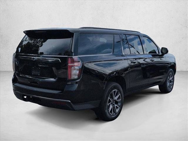 Used 2022 Chevrolet Suburban Z71 AWD/4WD image 6