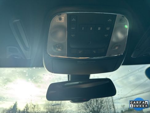 Used 2019 Chrysler 300 S w/ S Model Appearance Package image 29