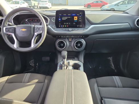Used 2024 Chevrolet Blazer LT w/ Convenience Package image 9