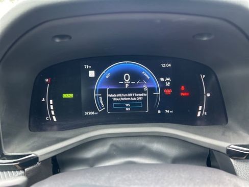 Used 2025 Toyota Camry SE FWD image 11