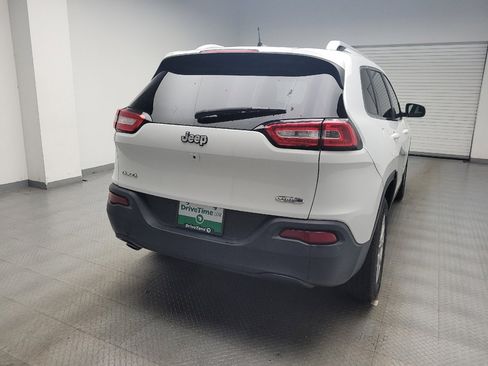 Used 2015 Jeep Cherokee Latitude AWD/4WD image 7