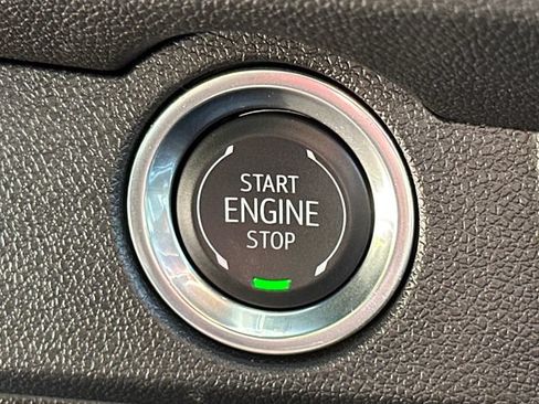 Certified 2026 Chevrolet Traverse LT w/ Enhanced Driving Package AWD/4WD image 35