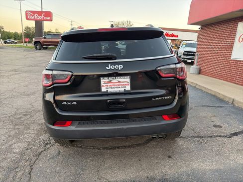 Used 2018 Jeep Compass Limited w/ Navigation Group image 5