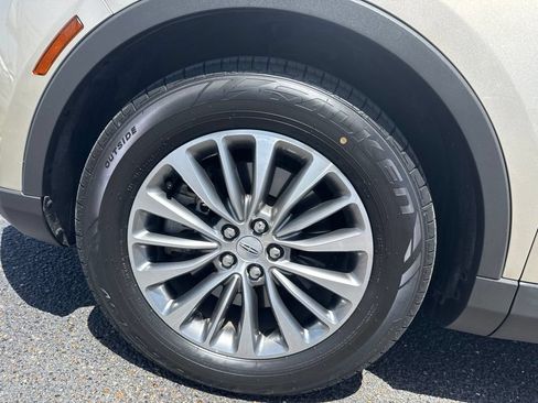 Used 2017 Lincoln MKX Select w/ Select Plus Package FWD image 13