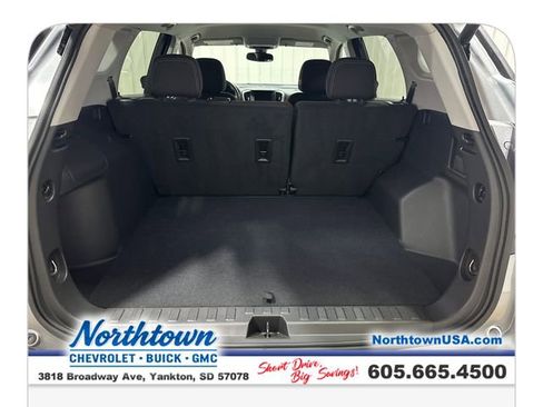 Used 2024 GMC Terrain SLE w/ Driver Convenience Package image 24