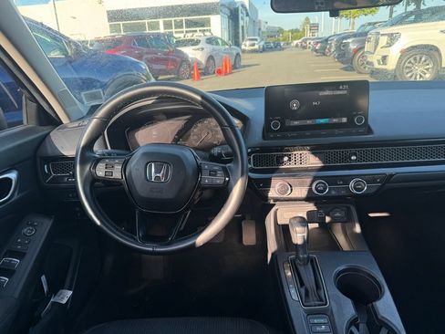 Used 2023 Honda Civic EX image 13