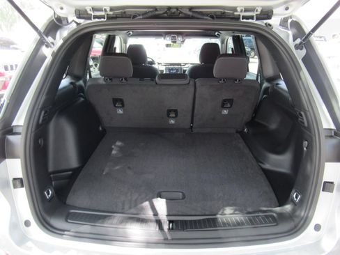 New 2026 Jeep Grand Cherokee Laredo w/ MOPAR Finishing Package RWD image 29