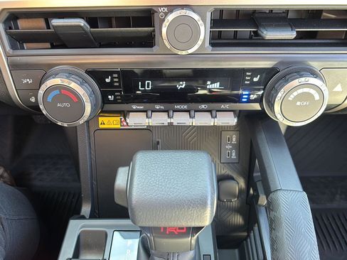 New 2026 Toyota 4Runner TRD Off-Road Premium image 24