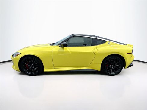 Used 2024 Nissan Z Performance w/ Floor Mat Package image 4