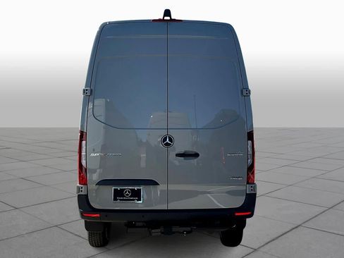 New 2026 Mercedes-Benz Sprinter 2500 image 4