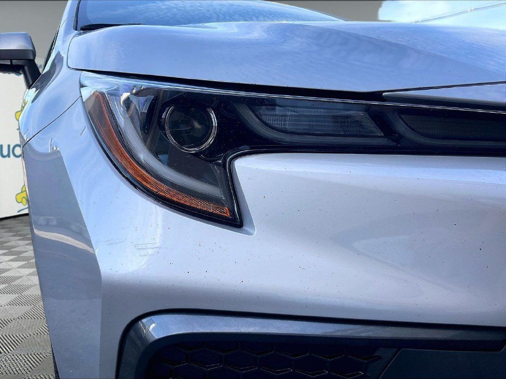 Used 2021 Toyota Corolla SE w/ Carpet Mat Package (TMS) FWD image 33