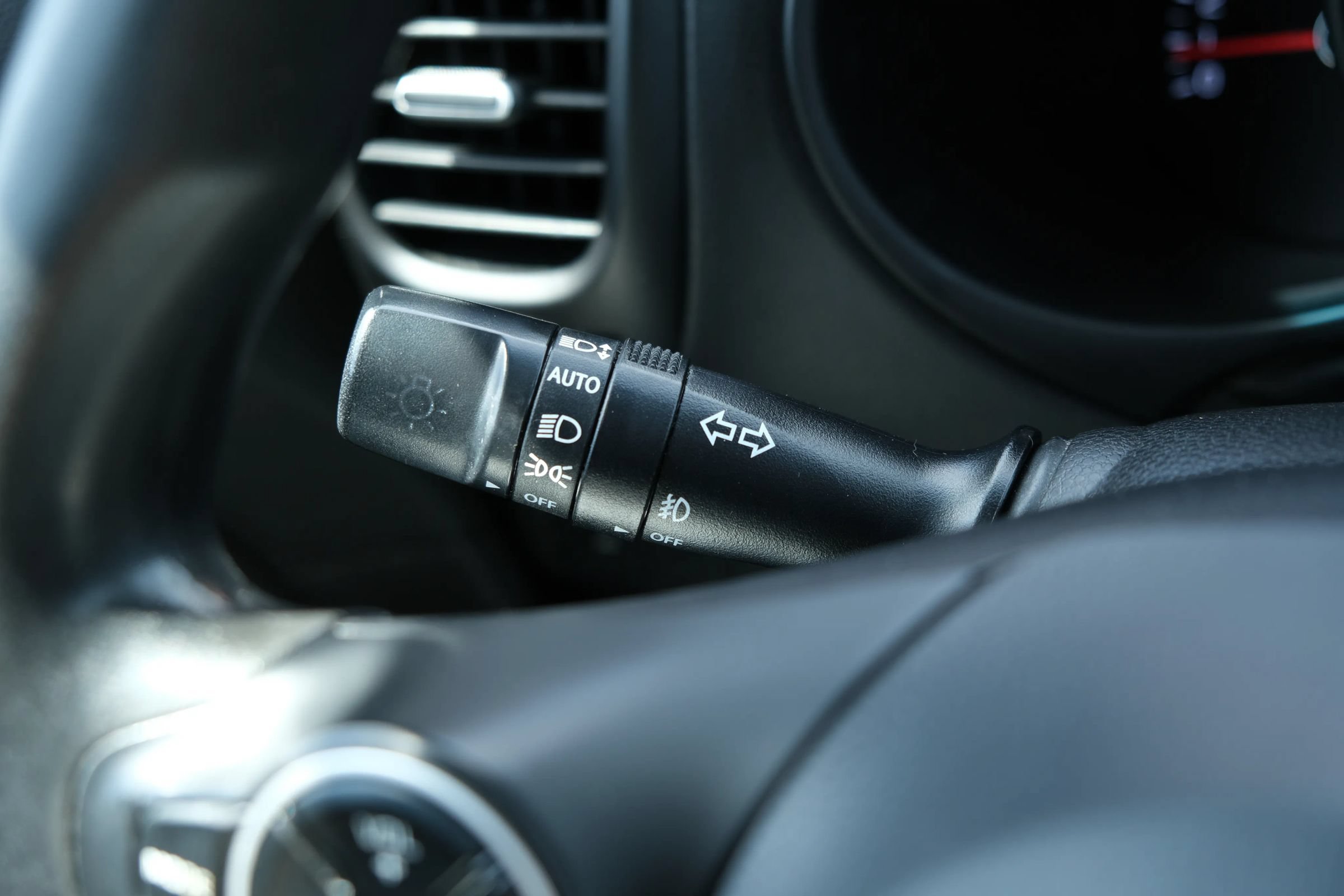Used 2016 Kia Soul + FWD image 33