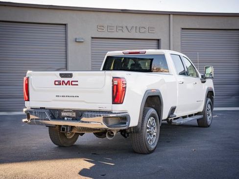 Used 2024 GMC Sierra 3500 SLT w/ SLT Convenience Package AWD/4WD image 8