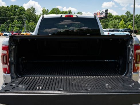 Used 2024 RAM 1500 Laramie RWD image 9