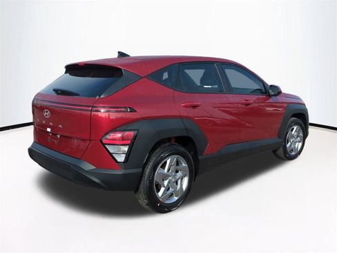 New 2026 Hyundai Kona SE image 5