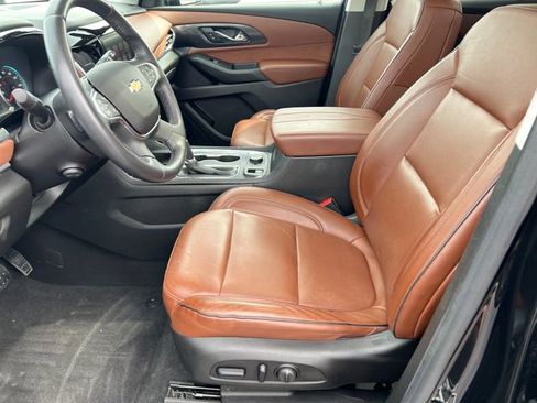 Certified 2018 Chevrolet Traverse High Country AWD/4WD image 9
