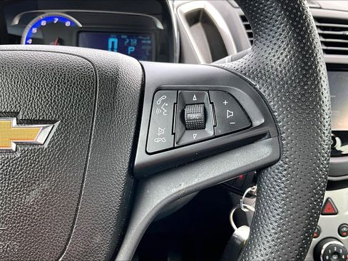 Used 2016 Chevrolet Trax LT AWD/4WD image 18