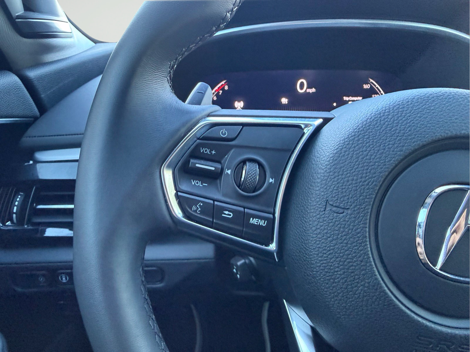 Used 2026 Acura MDX w/ Technology Package FWD image 18