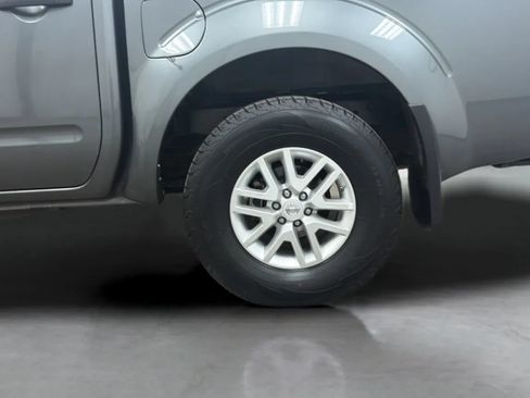 Used 2016 Nissan Frontier SV w/ SV Value Truck Package AWD/4WD image 27