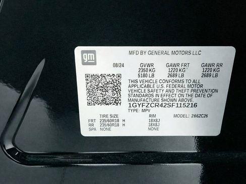 Used 2025 Cadillac XT4 Premium Luxury image 21