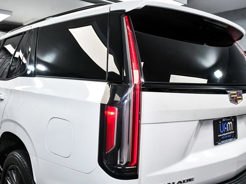Used 2022 Cadillac Escalade Sport Platinum AWD/4WD image 88
