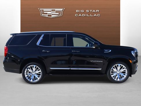 Used 2022 GMC Yukon SLT AWD/4WD image 6