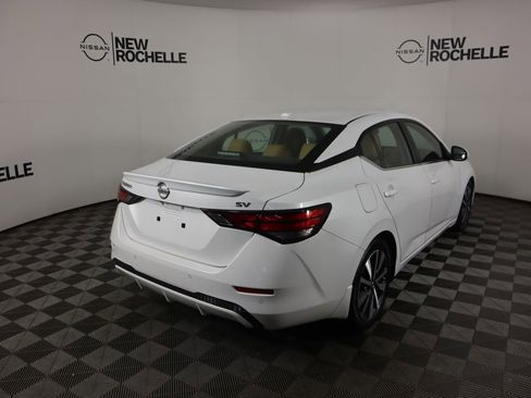 Certified 2021 Nissan Sentra SV w/ SV Premium Package image 5