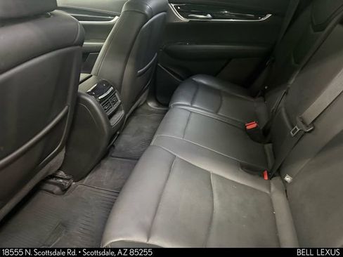 Used 2020 Cadillac XT5 Premium Luxury image 25