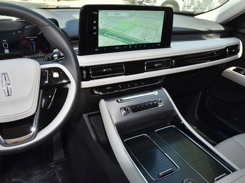 New 2026 Lincoln Aviator 2WD image 27