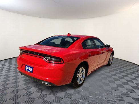 Used 2023 Dodge Charger SXT image 4