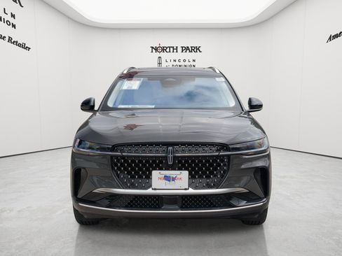 New 2026 Lincoln Nautilus Black Label AWD/4WD image 8