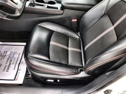 Used 2023 Nissan Altima 2.5 SR image 12