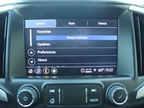 Used 2023 GMC Terrain SLT AWD/4WD image 21