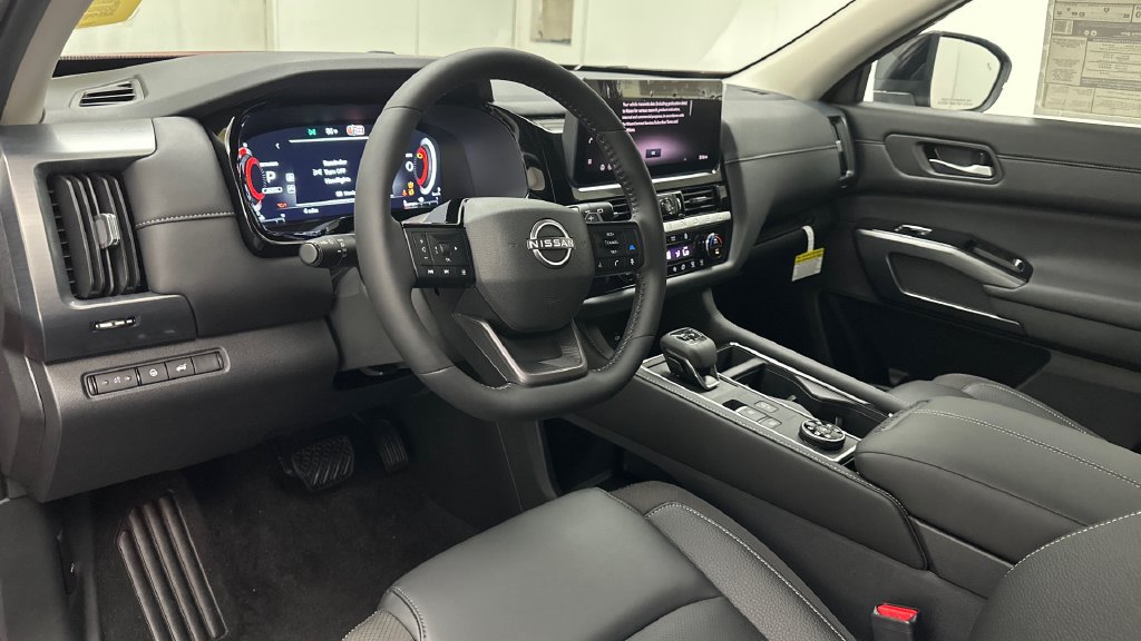 New 2026 Nissan Pathfinder SL AWD/4WD image 18