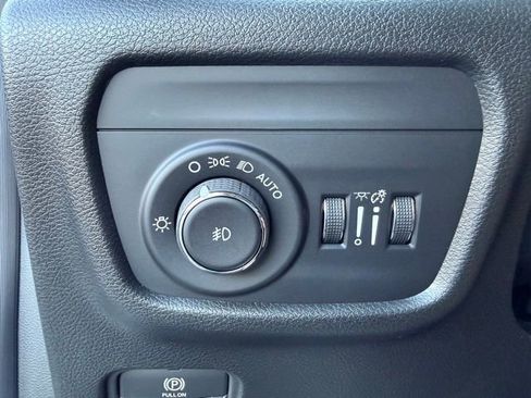 New 2025 Jeep Grand Cherokee L Limited w/ Trailer Tow Package image 13