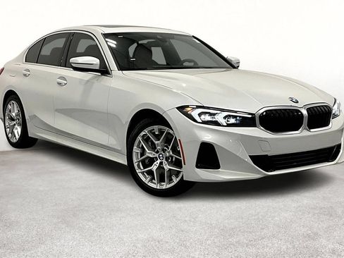 New 2025 BMW 330i Sedan RWD image 1