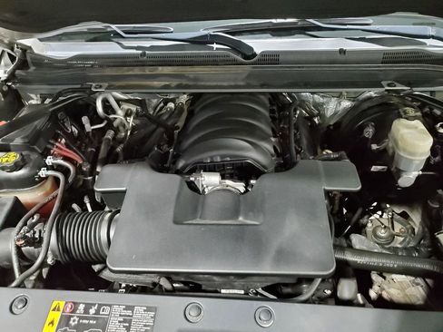 Used 2017 Chevrolet Suburban Premier image 54