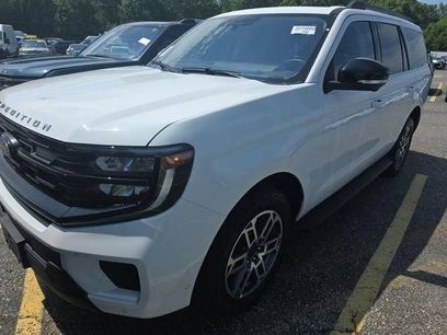 Used 2025 Ford Expedition Active