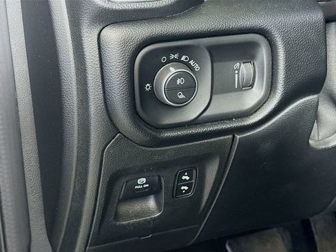 Used 2020 RAM 1500 Big Horn image 10