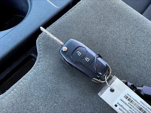 Used 2023 Ford F150 XLT image 40